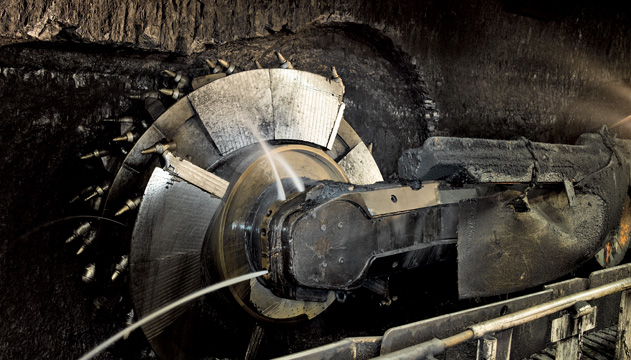 Coal mining [photo]